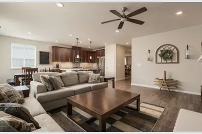 1225 Steinbeck Dr, Hollister, CA 95023 - Photo 35