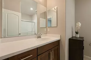 1225 Steinbeck Dr, Hollister, CA 95023 - Photo 11