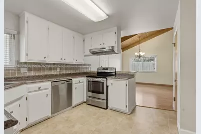 924 San Vincente Ave, Salinas, CA 93901 - Photo 7