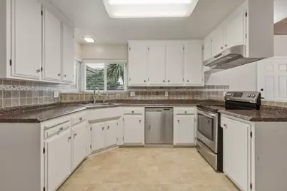 924 San Vincente Ave, Salinas, CA 93901 - Photo 9