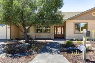 653 Red Cloud Rd, Paso Robles, CA 93446 - Photo 5