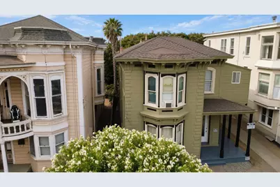 139 E Julian St, San Jose, CA 95112 - Photo 9