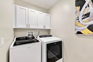 150 New Place Rd, Hillsborough, CA 94010 - Photo 33