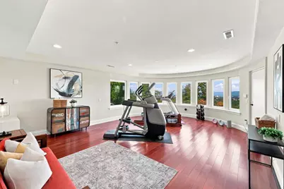 150 New Place Rd, Hillsborough, CA 94010 - Photo 67