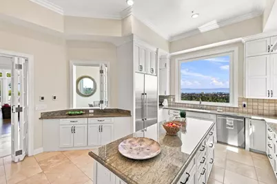 150 New Place Rd, Hillsborough, CA 94010 - Photo 15