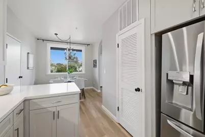 405 Cork Harbour Cir C, Redwood Shores, CA 94065 - Photo 15