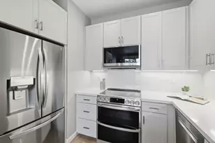 405 Cork Harbour Cir C, Redwood Shores, CA 94065 - Photo 17