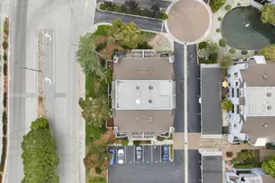 405 Cork Harbour Cir C, Redwood Shores, CA 94065 - Photo 47