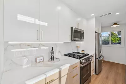 941 Amador Ave, Sunnyvale, CA 94085 - Photo 17