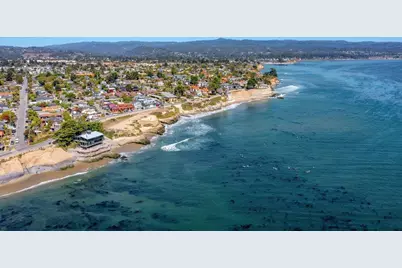 22130 E Cliff Dr 2D, Santa Cruz, CA 95062 - Photo 51