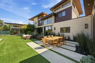 12271 Hilltop Dr, Los Altos Hills, CA 94024 - Photo 45