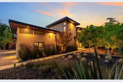 12271 Hilltop Dr, Los Altos Hills, CA 94024 - Photo 69