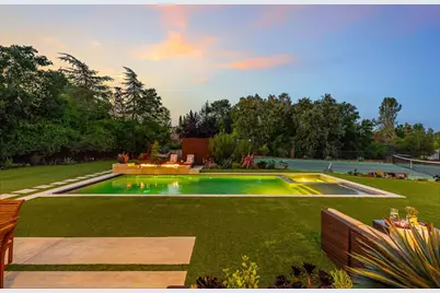 12271 Hilltop Dr, Los Altos Hills, CA 94024 - Photo 71