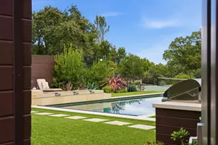 12271 Hilltop Dr, Los Altos Hills, CA 94024 - Photo 49