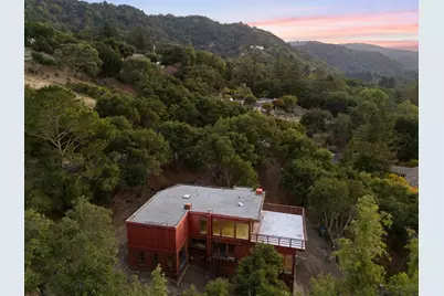 11490 Summit Wood Rd, Los Altos Hills, CA 94022 - Photo 17