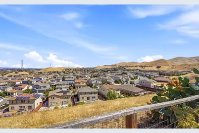 1038 Santa Lucia Dr, Pittsburg, CA 94565 - Photo 49