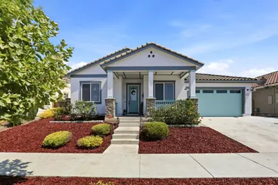 911 Trinity Dr, Hollister, CA 95023 - Photo 3