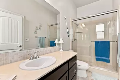 911 Trinity Dr, Hollister, CA 95023 - Photo 31