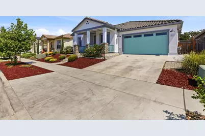 911 Trinity Dr, Hollister, CA 95023 - Photo 3