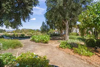10095 Pomo Pl, Gilroy, CA 95020 - Photo 47