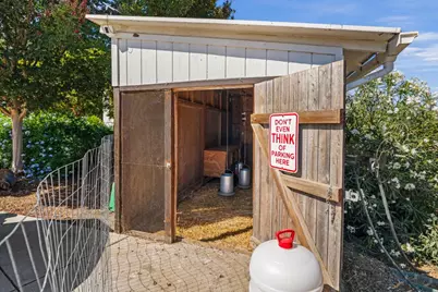10095 Pomo Pl, Gilroy, CA 95020 - Photo 65