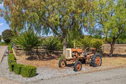 10095 Pomo Pl, Gilroy, CA 95020 - Photo 67