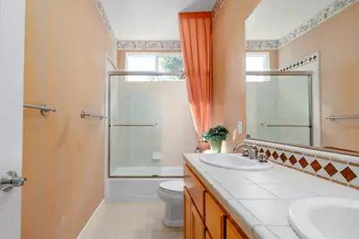 1638 E San Antonio St, San Jose, CA 95116 - Photo 21
