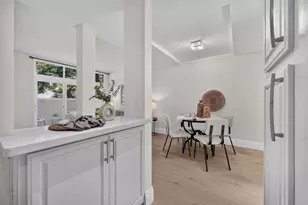 379 Dunsmuir Ter 3, Sunnyvale, CA 94085 - Photo 9