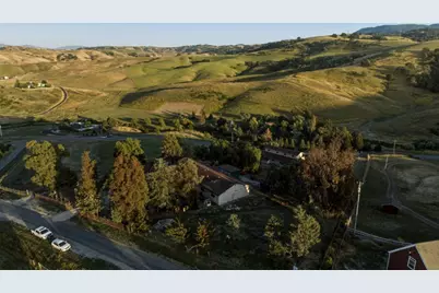 375 Hitch, Hollister, CA 95023 - Photo 79