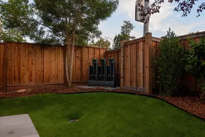 3841 Alameda De Las Pulgas, Menlo Park, CA 94025 - Photo 43