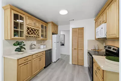 2547 Easton Ln 15, San Jose, CA 95133 - Photo 13