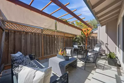 1327 Merrivale West Sq, San Jose, CA 95117 - Photo 21