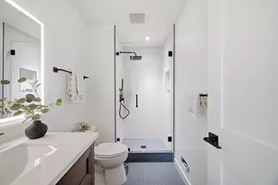 1327 Merrivale West Square, San Jose, CA 95117 - Photo 17
