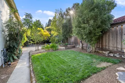 2 Beverly Dr, San Carlos, CA 94070 - Photo 59