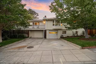 2 Beverly Dr, San Carlos, CA 94070 - Photo 3
