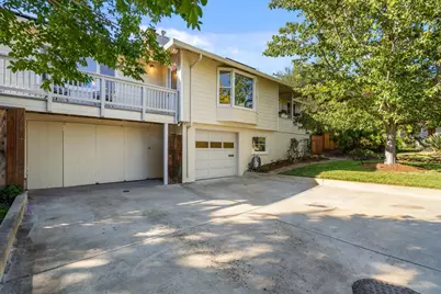 2 Beverly Dr, San Carlos, CA 94070 - Photo 3