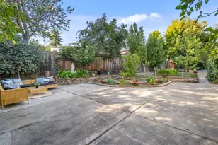 2 Beverly Dr, San Carlos, CA 94070 - Photo 69