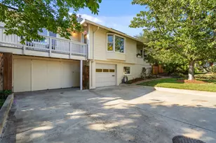 2 Beverly Dr, San Carlos, CA 94070 - Photo 5