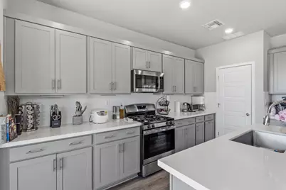 12101 Mircado Way, Rancho Cordova, CA 95742 - Photo 7