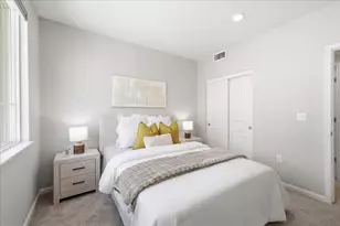 337 Llano De Los Robles Ave 7, San Jose, CA 95136 - Photo 19