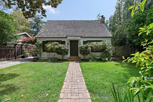 887 Harvard Ave, Menlo Park, CA 94025 - Photo 1