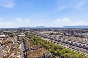 9 Chysis Rd, Milpitas, CA 95035 - Photo 33