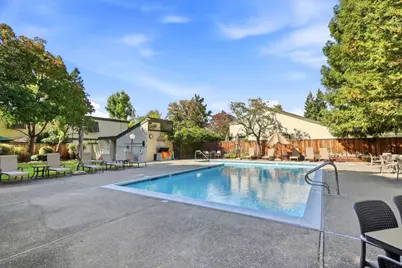 146 Hemlock Ct, Palo Alto, CA 94306 - Photo 35