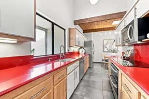 146 Hemlock Ct, Palo Alto, CA 94306 - Photo 13