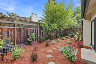 146 Hemlock Ct, Palo Alto, CA 94306 - Photo 31