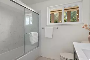 125 Connemara Way 2, Sunnyvale, CA 94087 - Photo 19