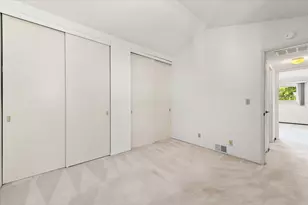 125 Connemara Way 2, Sunnyvale, CA 94087 - Photo 23