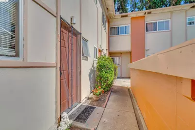 27505 Tampa Ave 16, Hayward, CA 94544 - Photo 13