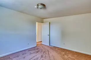 17963 Berta Canyon Rd, Salinas, CA 93907 - Photo 19