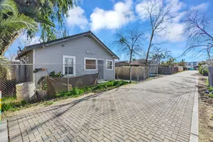 2343 Erickson St, Sacramento, CA 95815 - Photo 25